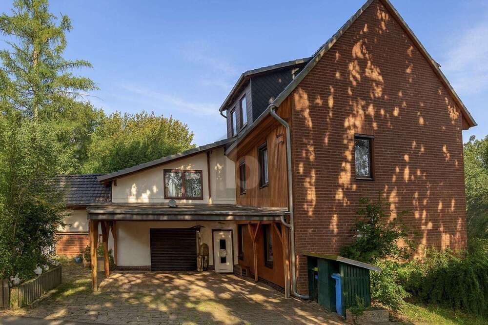 Thumbnail-Haus zum Kaufen in Osterode am Harz 185.000,00 € 235 m²