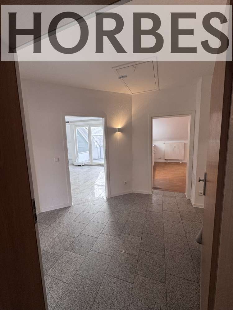 Thumbnail-Wohnung zum Mieten in Zwickau 700,00 € 106 m²