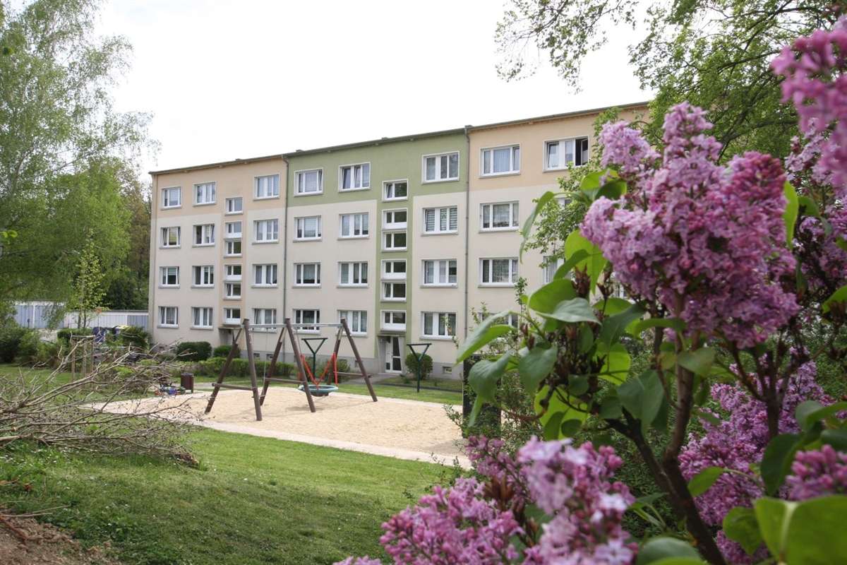 Thumbnail-Wohnung zum Mieten in Gera 700,44 € 107.76 m²