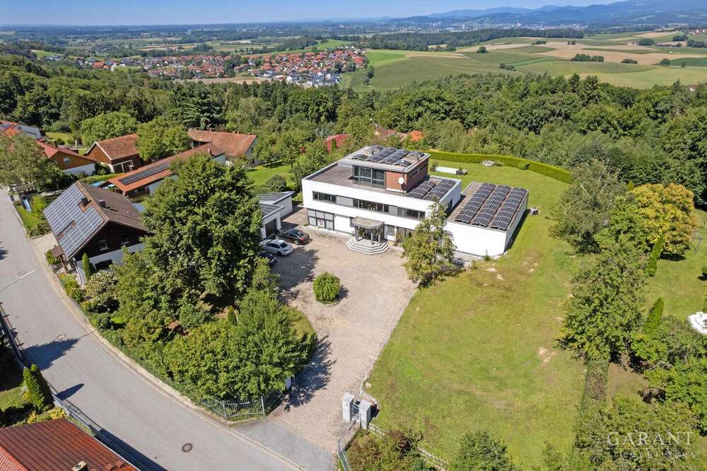 Thumbnail-Haus zum Kaufen in Winzer 1.499.000,00 € 220 m²
