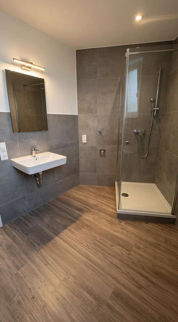 Thumbnail-Wohnung zum Mieten in Duisburg 990,00 € 120 m²