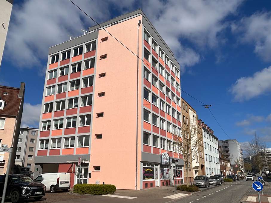 Thumbnail-Wohnung zum Kaufen in Bremerhaven 73.000,00 € 73 m²