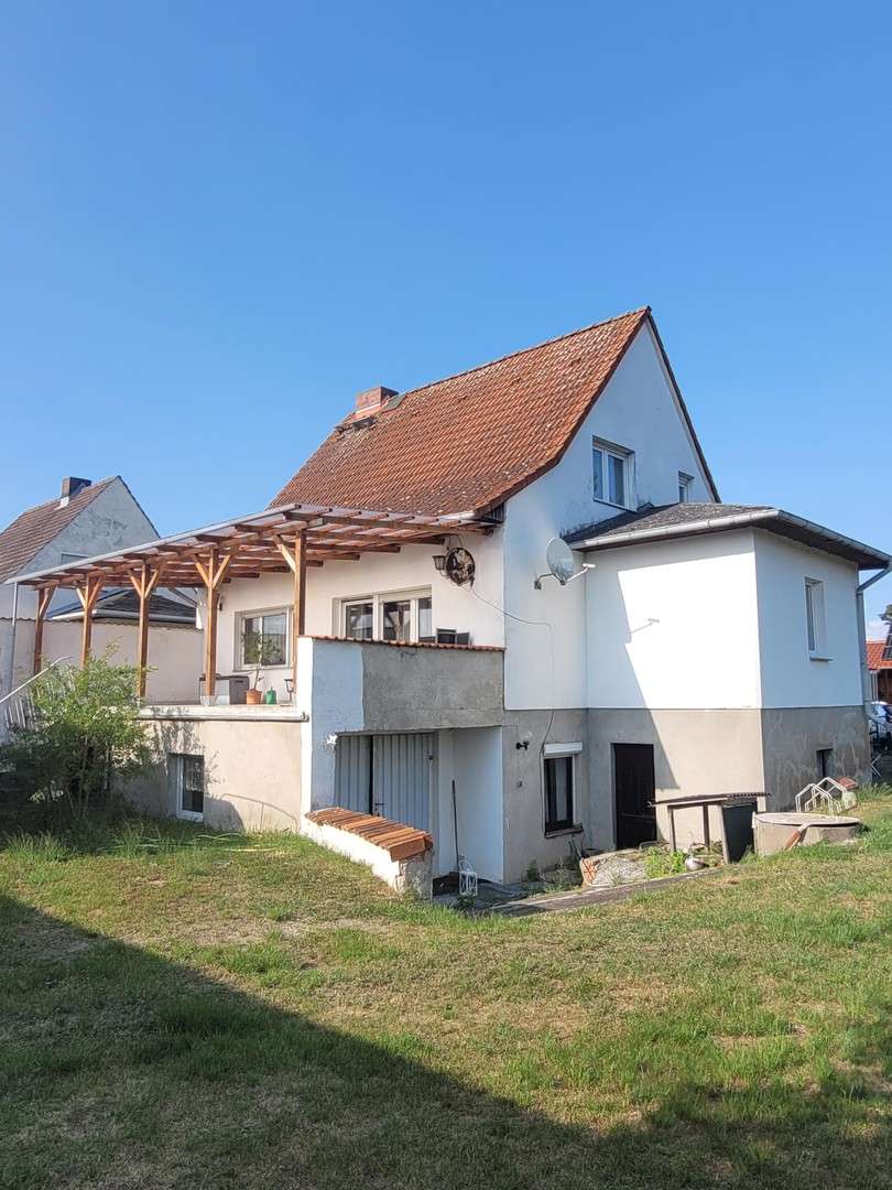 Thumbnail-Haus zum Kaufen in Burg 160.000,00 € 117 m²