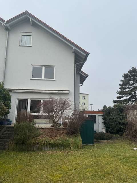 Thumbnail-Haus zum Mieten in Karlsdorf-Neuthard 1.295,00 € 96.62 m²