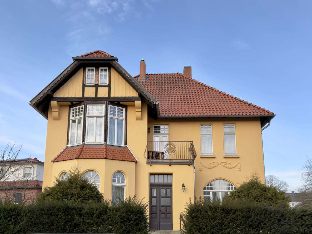 Thumbnail-Haus zum Kaufen in Lehrte 1.090.000,00 € 228 m²