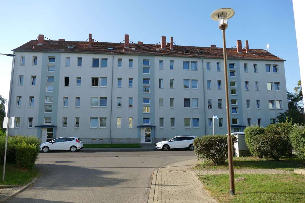 Thumbnail-Wohnung zum Mieten in Naumburg (Saale) 382,00 € 47.08 m²