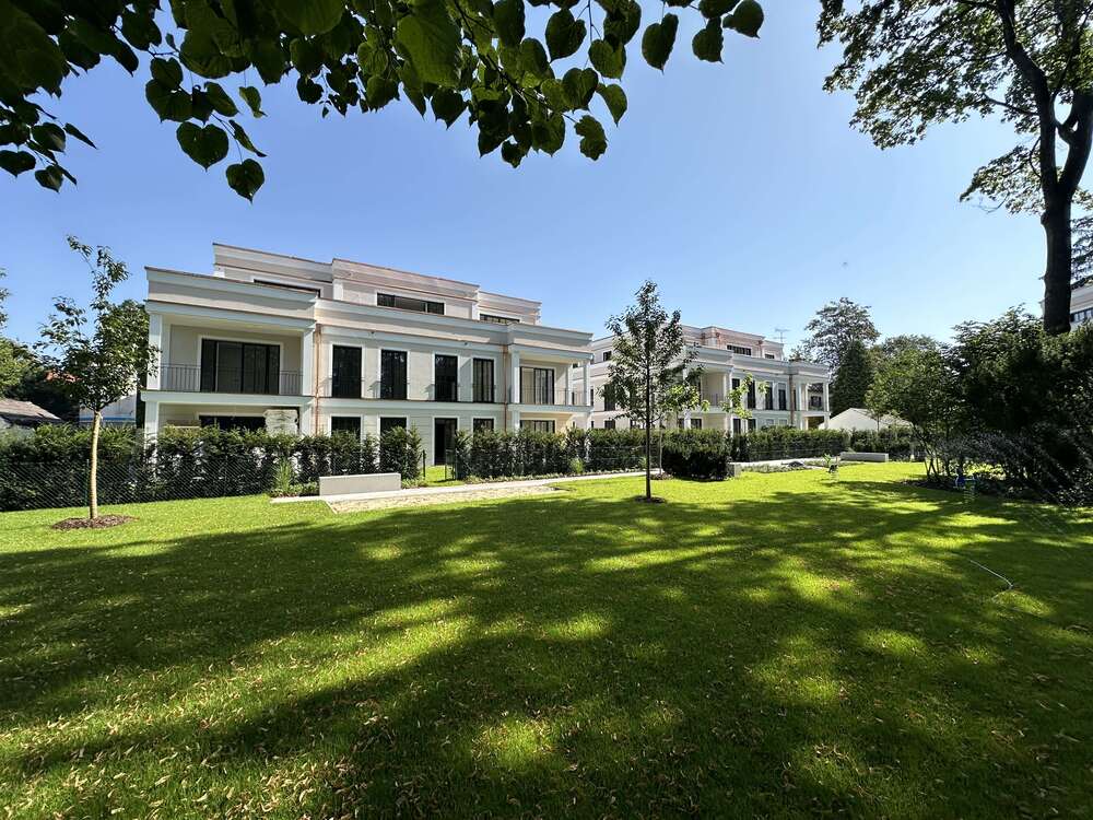 Thumbnail-Wohnung zum Kaufen in München 2.220.000,00 € 121.82 m²