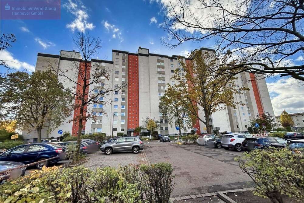 Thumbnail-Wohnung zum Kaufen in Langenhagen 235.000,00 € 88 m²