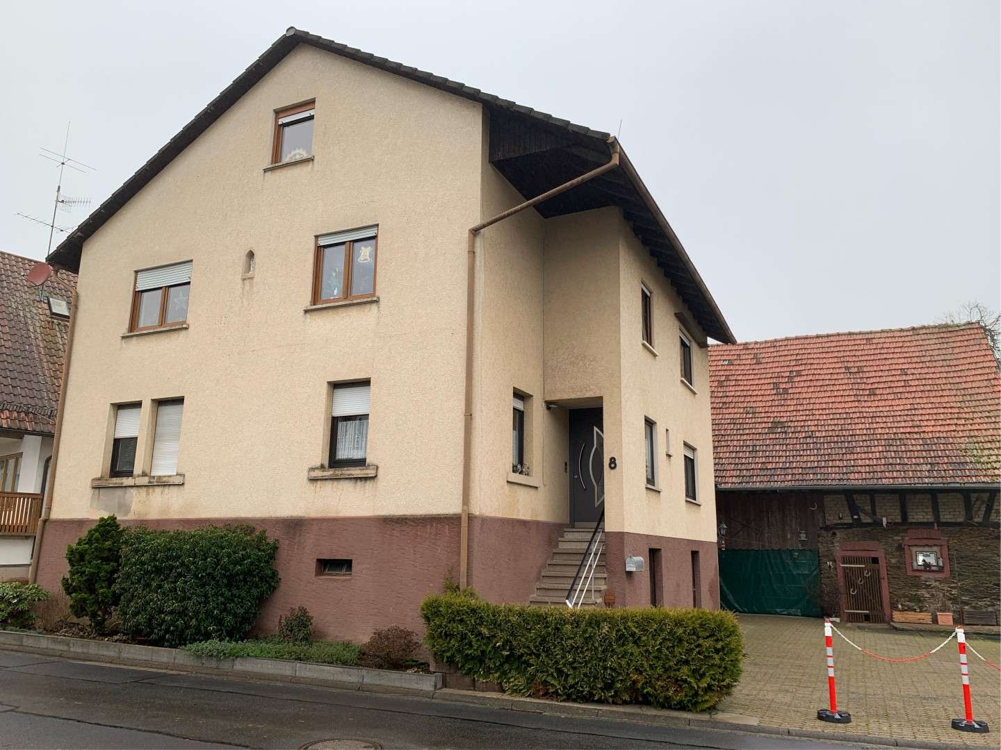 Thumbnail-Haus zum Kaufen in Blankenbach 275.000,00 € 216 m²