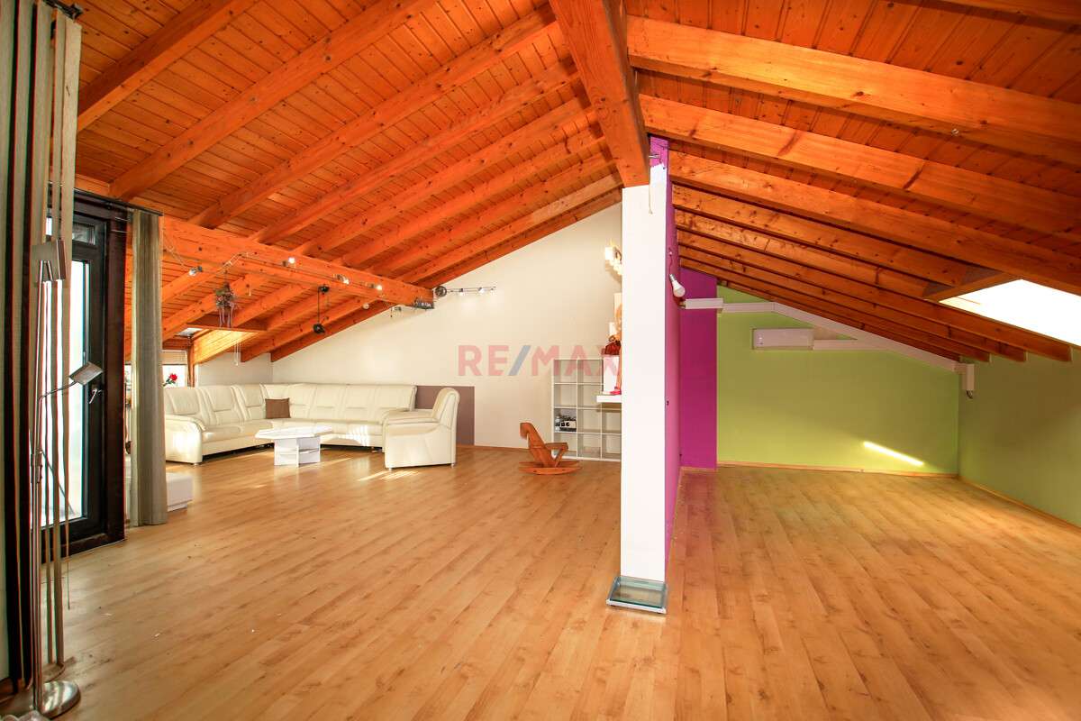 Thumbnail-Haus zum Kaufen in Ludwigshafen am Rhein 449.000,00 € 196 m²