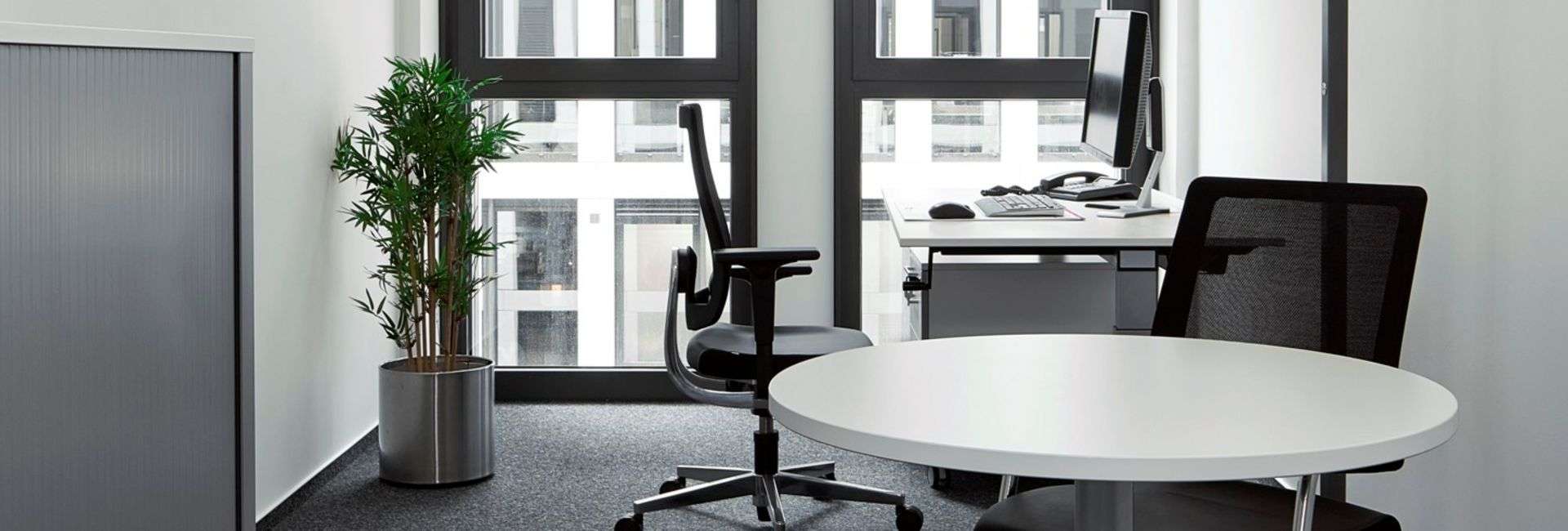 Thumbnail-Büro in Stuttgart 4.605,30 € 15 m²