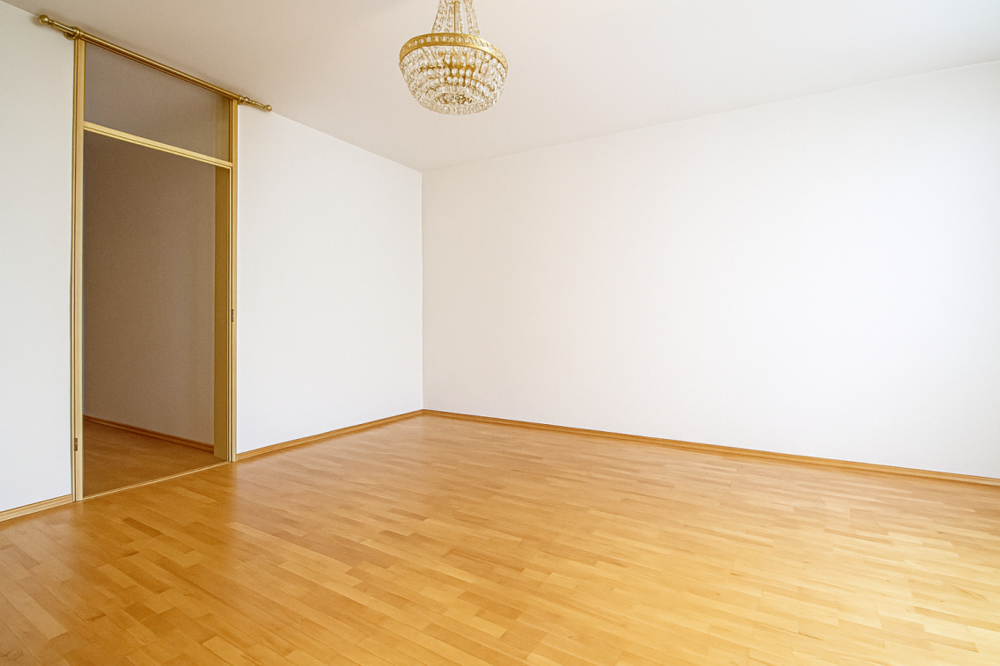 Thumbnail-Wohnung zum Kaufen in Stuttgart 220.000,00 € 55.41 m²