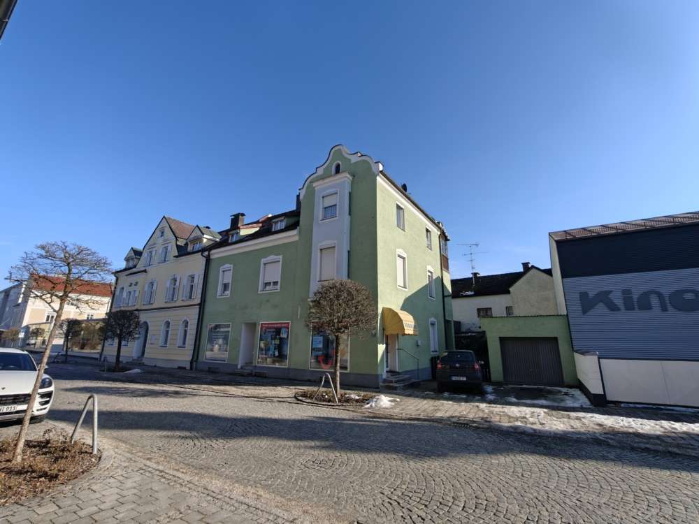 Thumbnail-Haus zum Kaufen in Simbach am Inn 299.000,00 € 261 m²