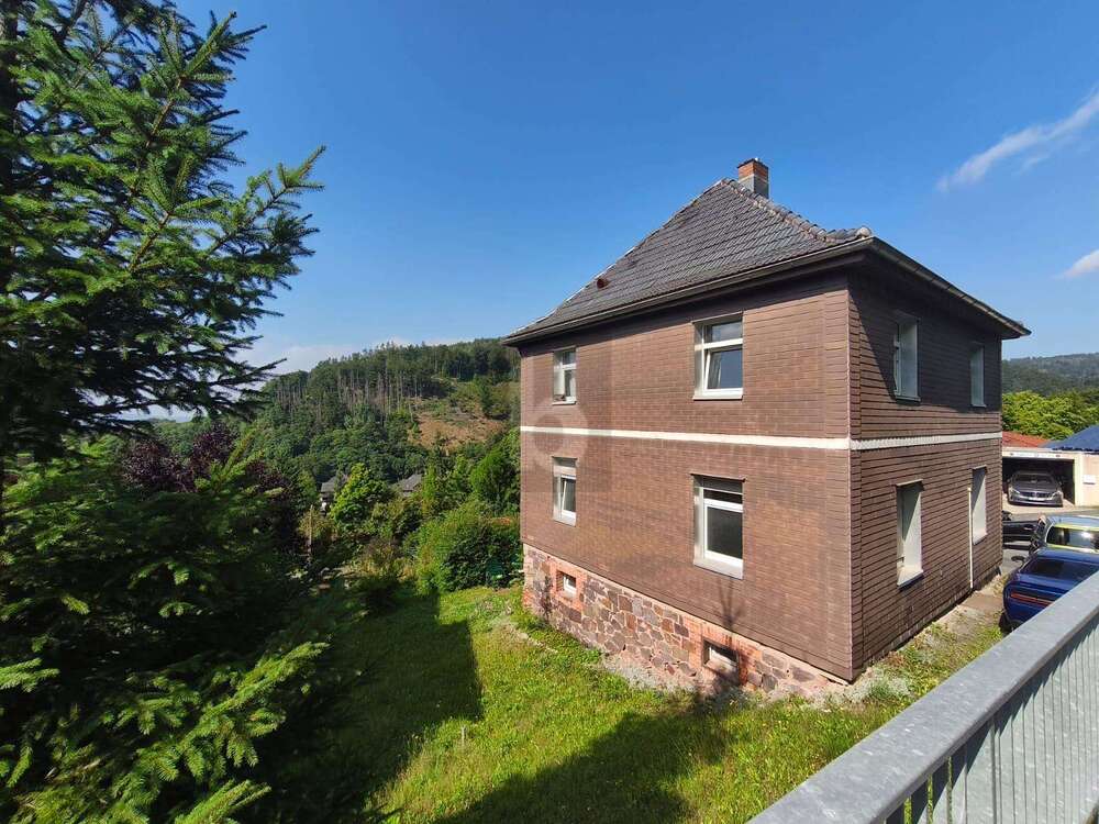 Thumbnail-Haus zum Kaufen in Sonneberg 110.000,00 € 115 m²