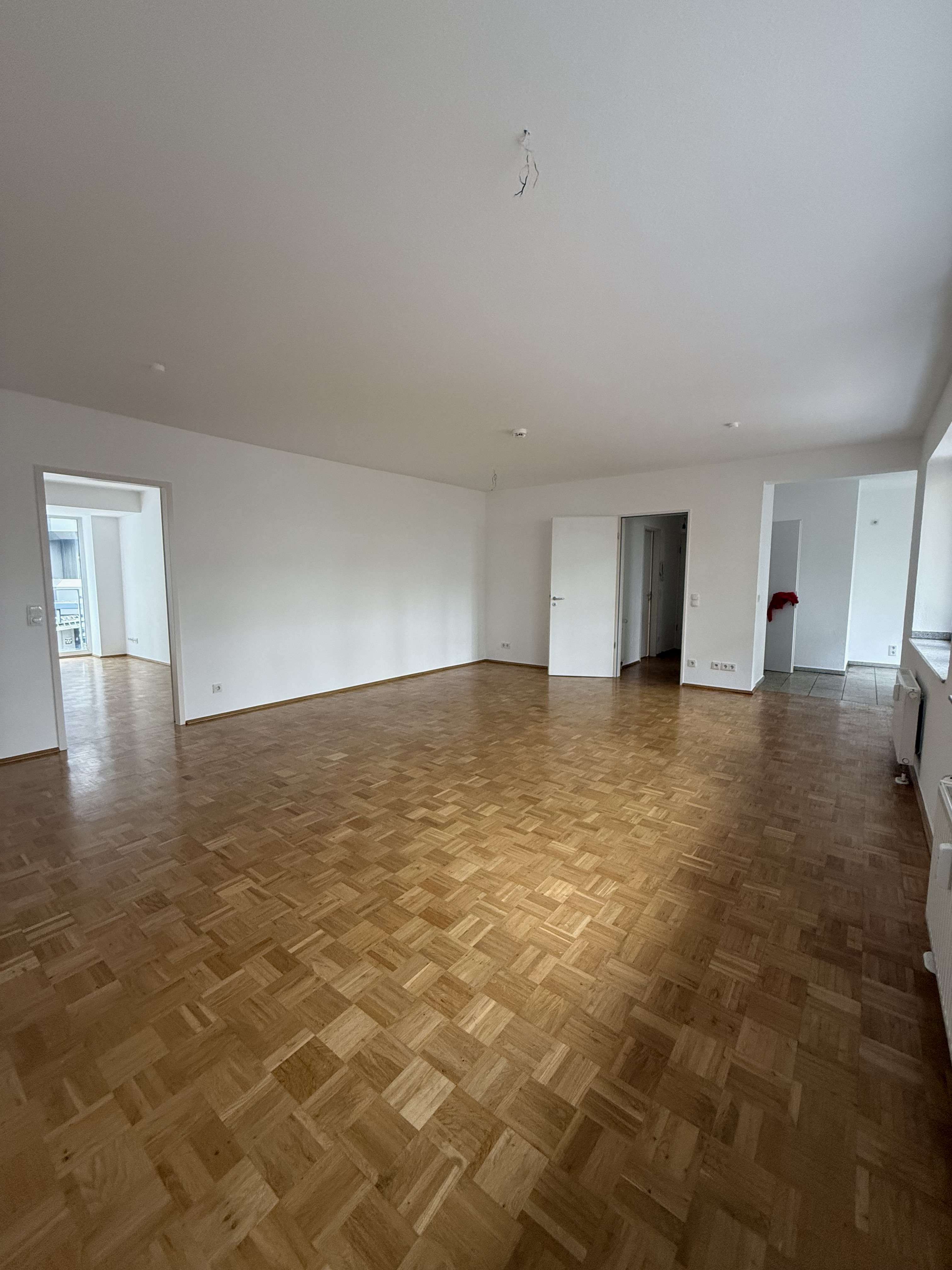 Thumbnail-Wohnung zum Mieten in Düsseldorf 1.100,00 € 76.17 m²