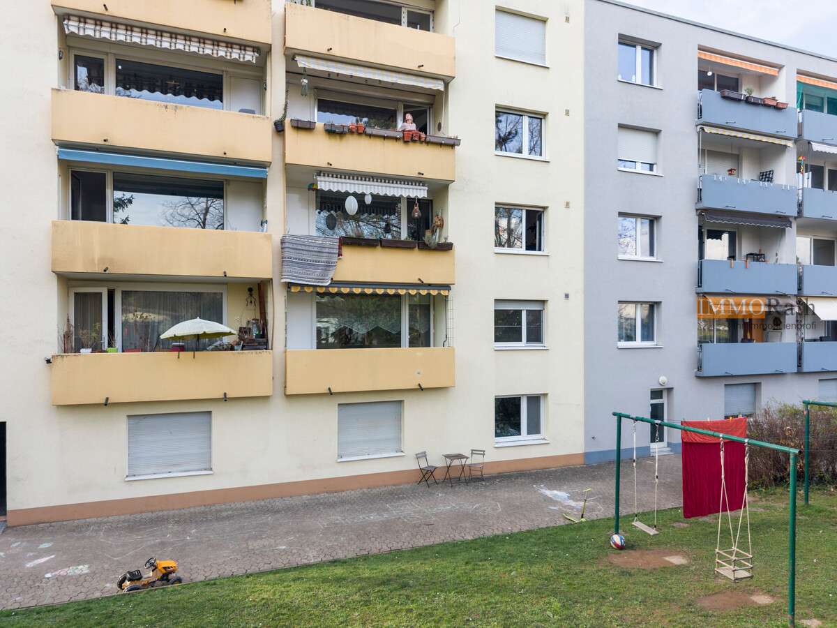 Thumbnail-Wohnung zum Kaufen in Freiburg im Breisgau 379.000,00 € 84 m²
