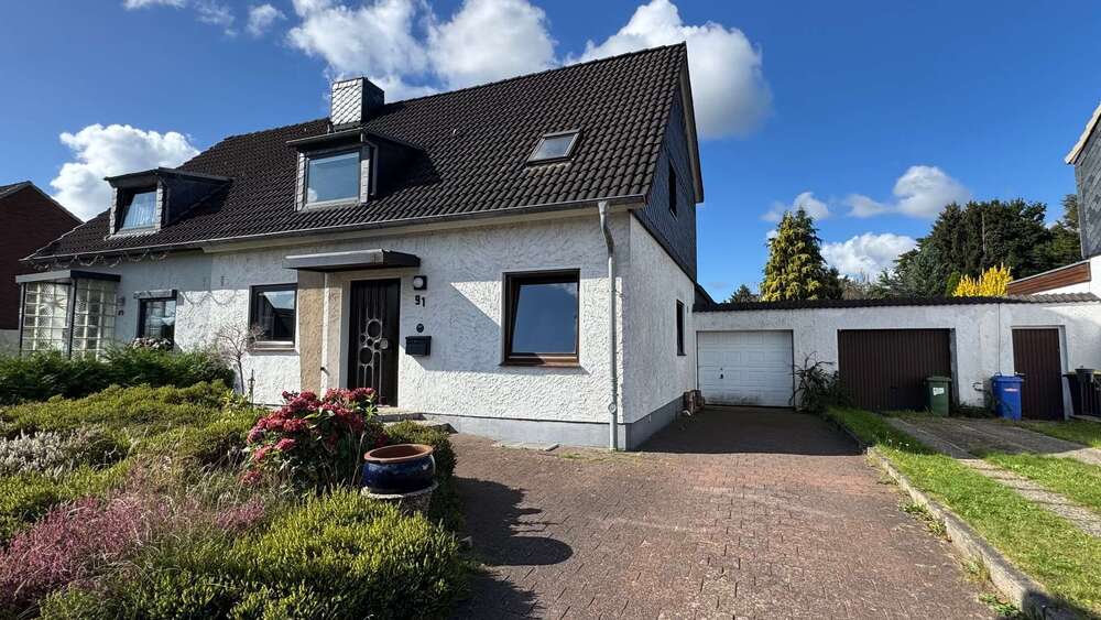 Thumbnail-Haus zum Kaufen in Neumünster 260.000,00 € 158.36 m²