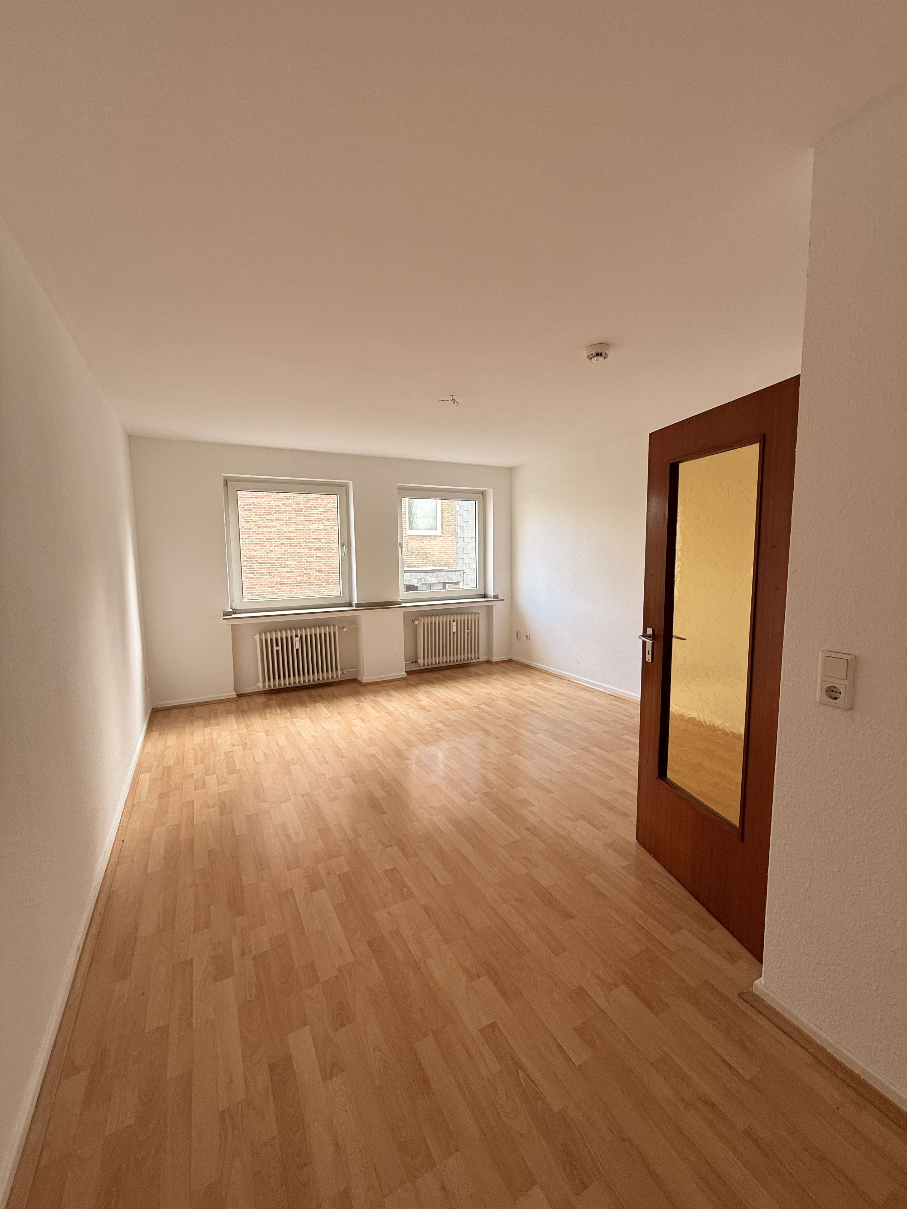 Thumbnail-Wohnung zum Mieten in Düsseldorf 520,00 € 35 m²
