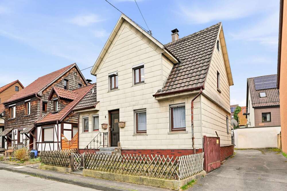 Thumbnail-Haus zum Kaufen in Esslingen am Neckar 790.000,00 € 200 m²