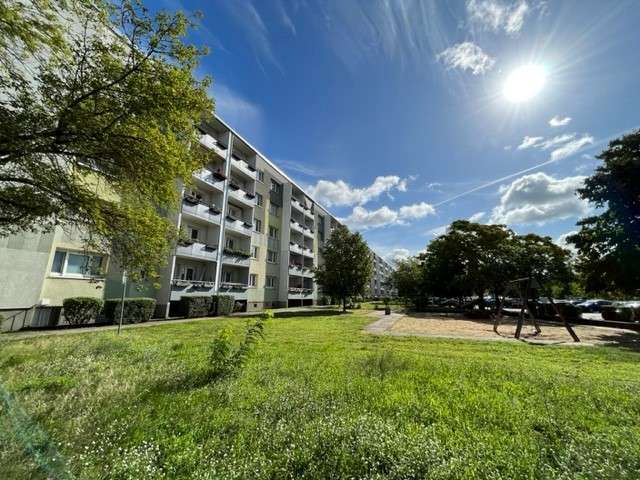 Thumbnail-Wohnung zum Mieten in Brandenburg an der Havel 351,05 € 59 m²