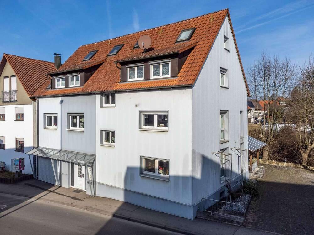 Thumbnail-Haus zum Kaufen in Frickenhausen 867.000,00 € 376.46 m²