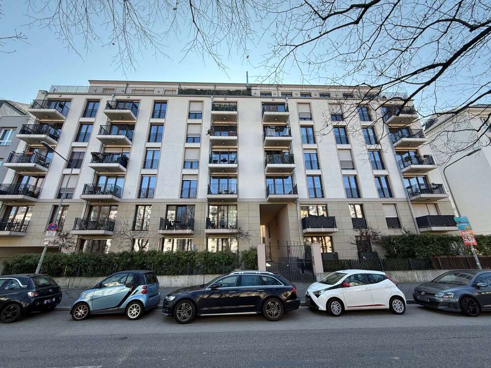 Thumbnail-Wohnung zum Kaufen in Frankfurt am Main 1.250.000,00 € 145 m²