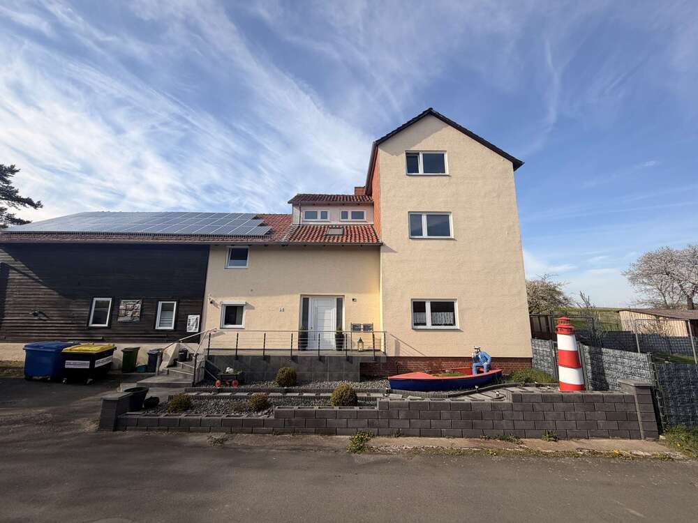 Thumbnail-Haus zum Kaufen in Friedland 249.000,00 € 257 m²