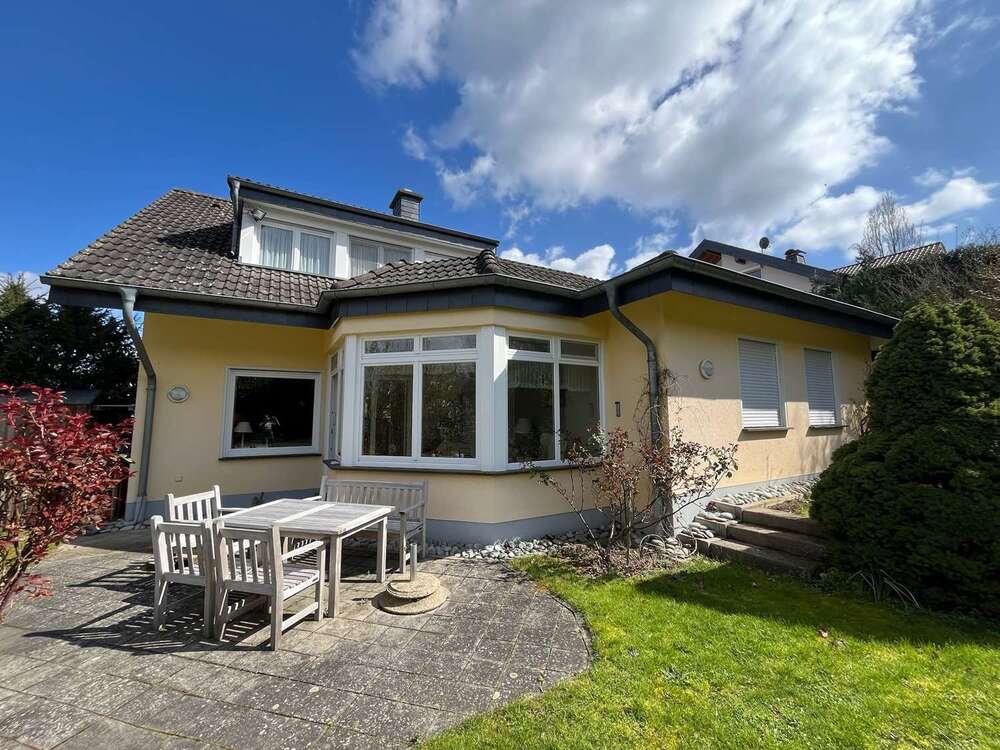Thumbnail-Haus zum Kaufen in Glees 580.000,00 € 242 m²