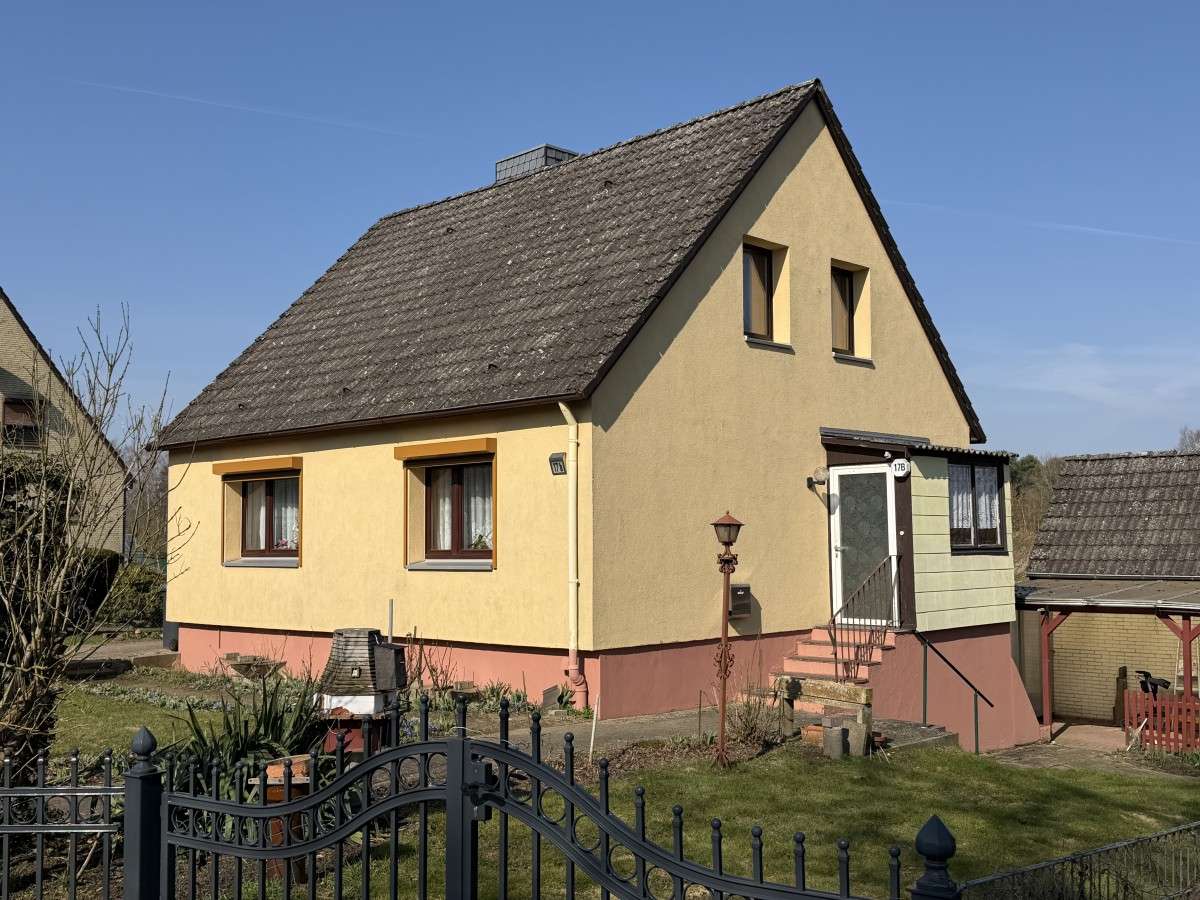 Thumbnail-Haus zum Kaufen in Müssen 220.000,00 € 92 m²