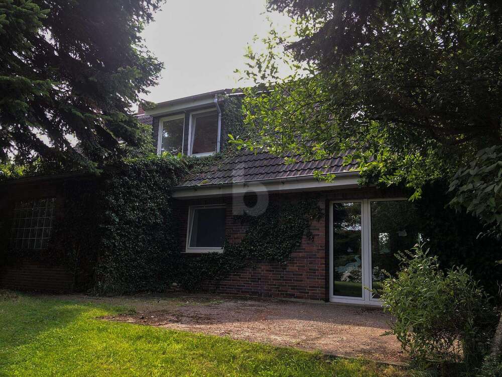 Thumbnail-Haus zum Kaufen in Moorweg 225.000,00 € 150 m²
