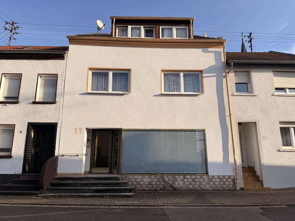 Thumbnail-Haus zum Kaufen in Beckingen 74.800,00 € 141 m²