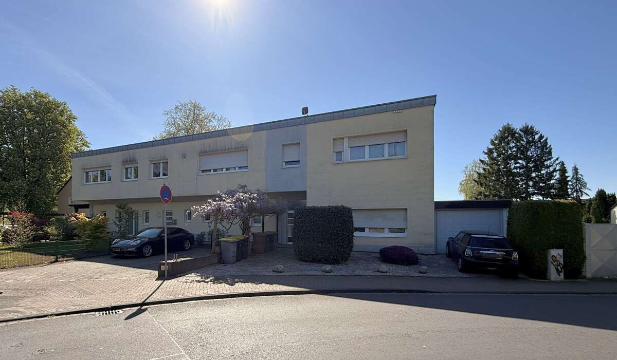 Thumbnail-Haus zum Kaufen in Troisdorf 1.750.000,00 € 310 m²