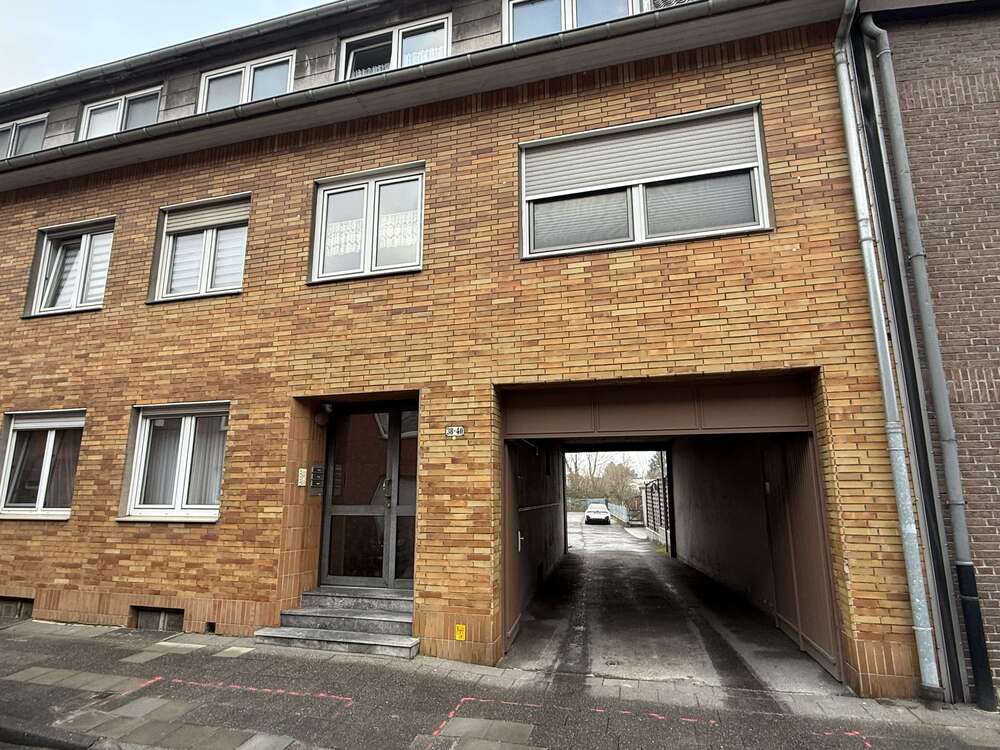 Thumbnail-Wohnung zum Kaufen in Alsdorf 120.000,00 € 67 m²