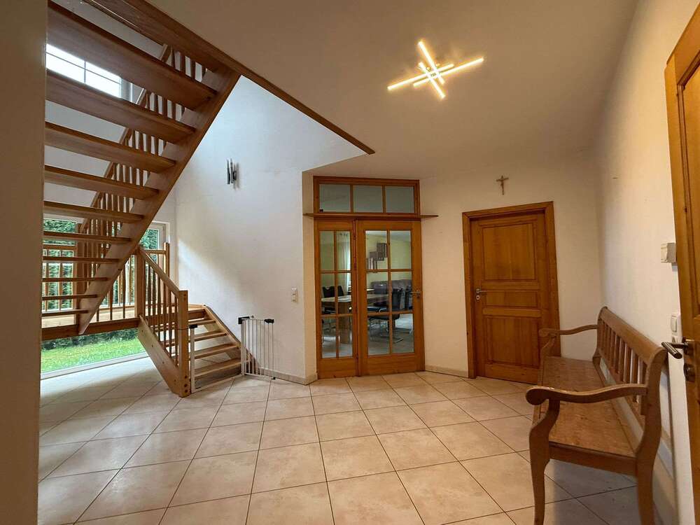 Thumbnail-Haus zum Kaufen in Burgpreppach 690.000,00 € 330 m²