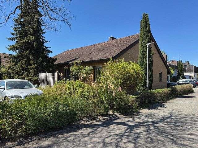 Thumbnail-Haus zum Kaufen in Leonberg 965.000,00 € 145 m²