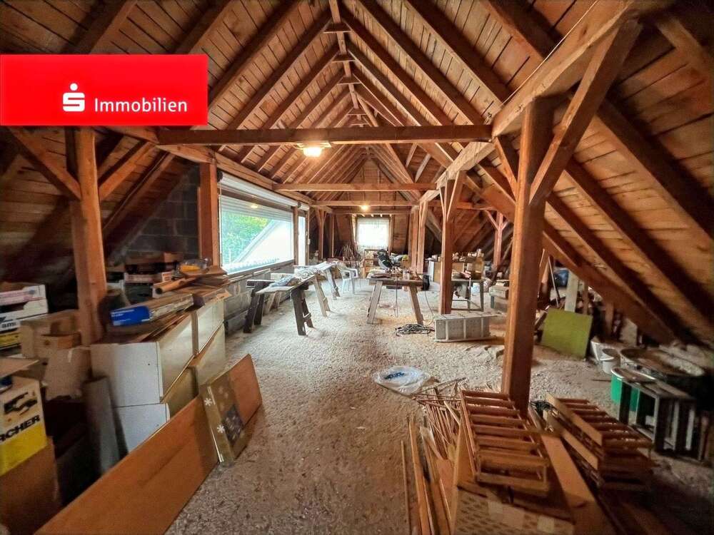 Thumbnail-Wohnung zum Kaufen in Weilrod 135.000,00 € 264.92 m²