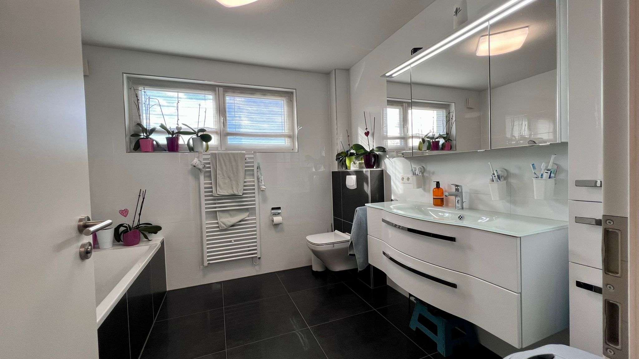 Thumbnail-Wohnung zum Kaufen in Friesenheim 365.500,00 € 108 m²