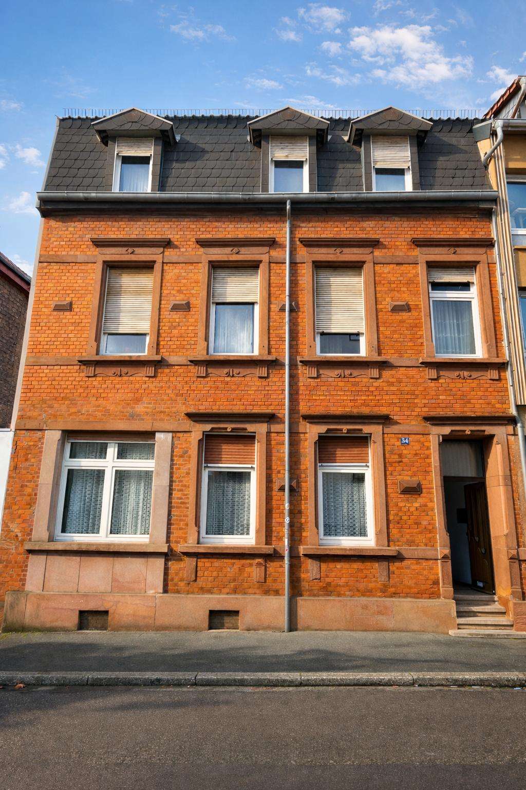 Thumbnail-Haus zum Kaufen in Kaiserslautern 259.000,00 € 179 m²