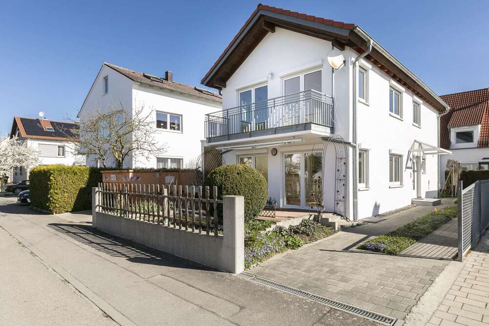 Thumbnail-Haus zum Kaufen in Neu-Ulm Burlafingen 575.000,00 € 107.69 m²