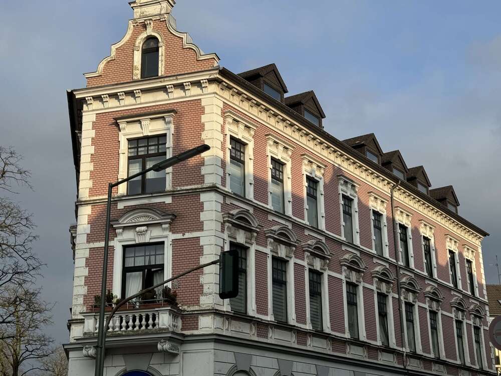 Thumbnail-Haus zum Kaufen in Düsseldorf 1.850.000,00 € 948 m²