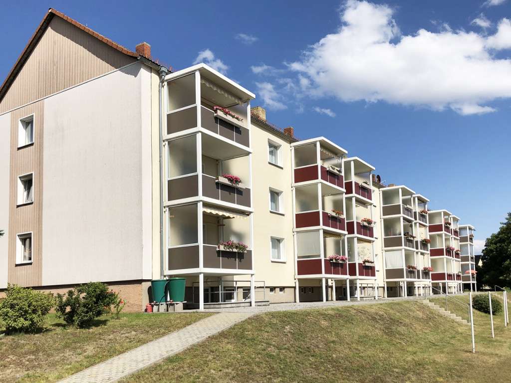 Thumbnail-Wohnung zum Mieten in Großröhrsdorf 461,00 € 61.48 m²