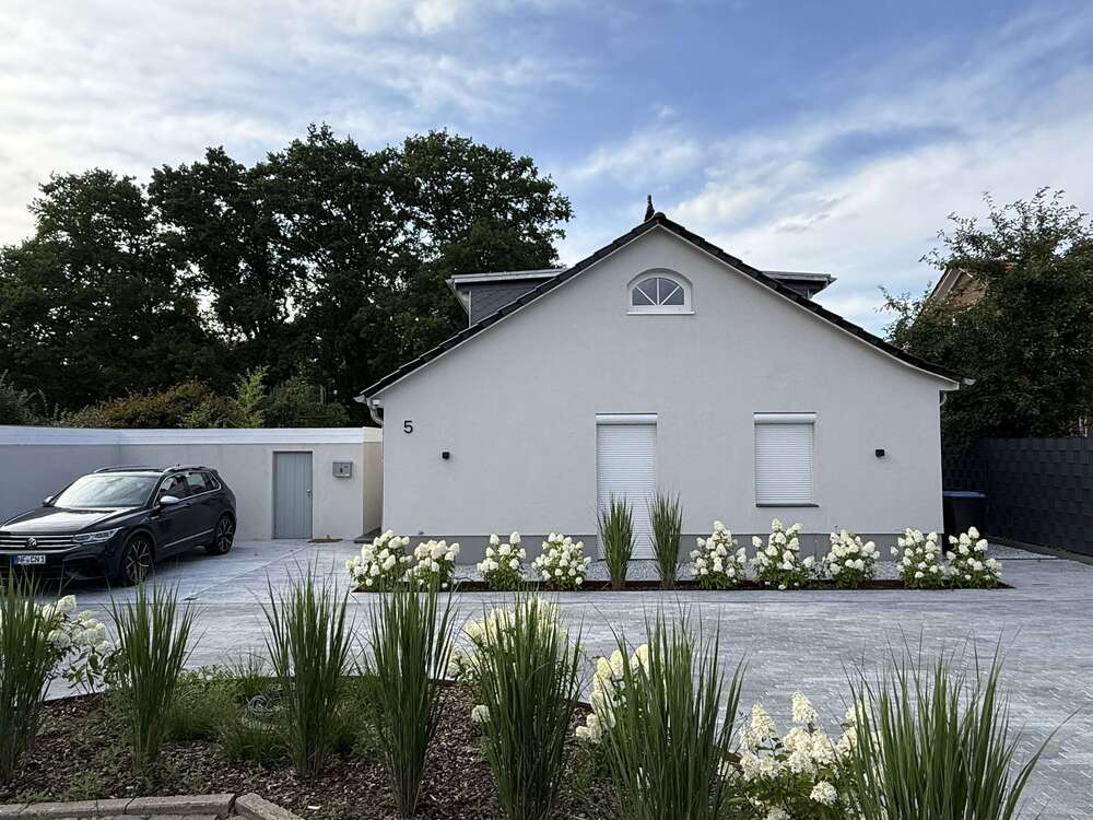 Thumbnail-Haus zum Kaufen in Isernhagen 1.769.000,00 € 295 m²