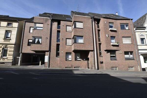 Thumbnail-Wohnung zum Kaufen in Mönchengladbach 143.000,00 € 75 m²