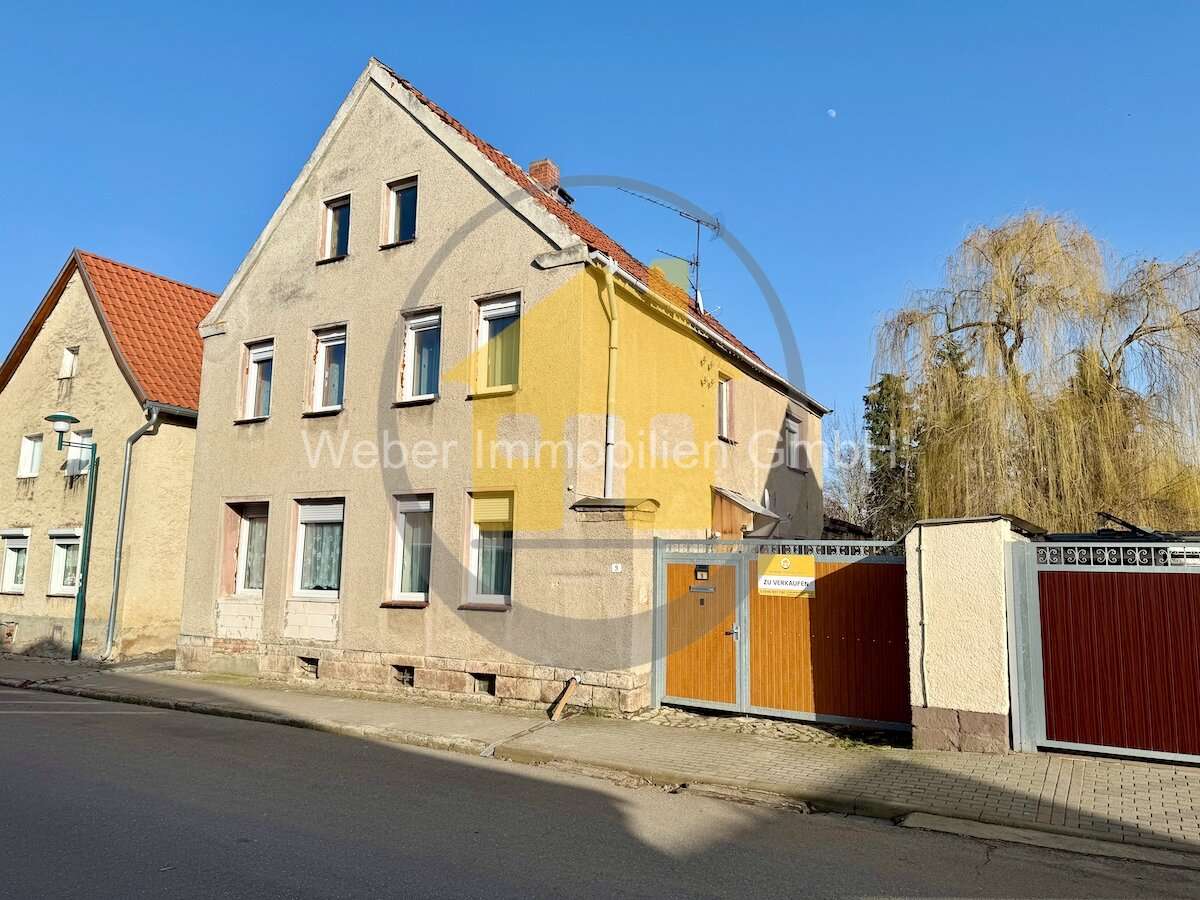 Thumbnail-Haus zum Kaufen in Hedersleben 29.500,00 € 145 m²
