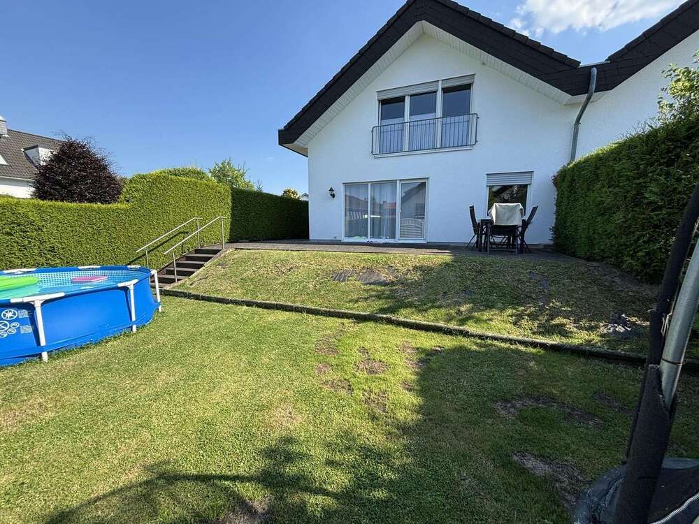 Thumbnail-Wohnung zum Kaufen in Hennef (Happerschoss) 330.000,00 € 83 m²