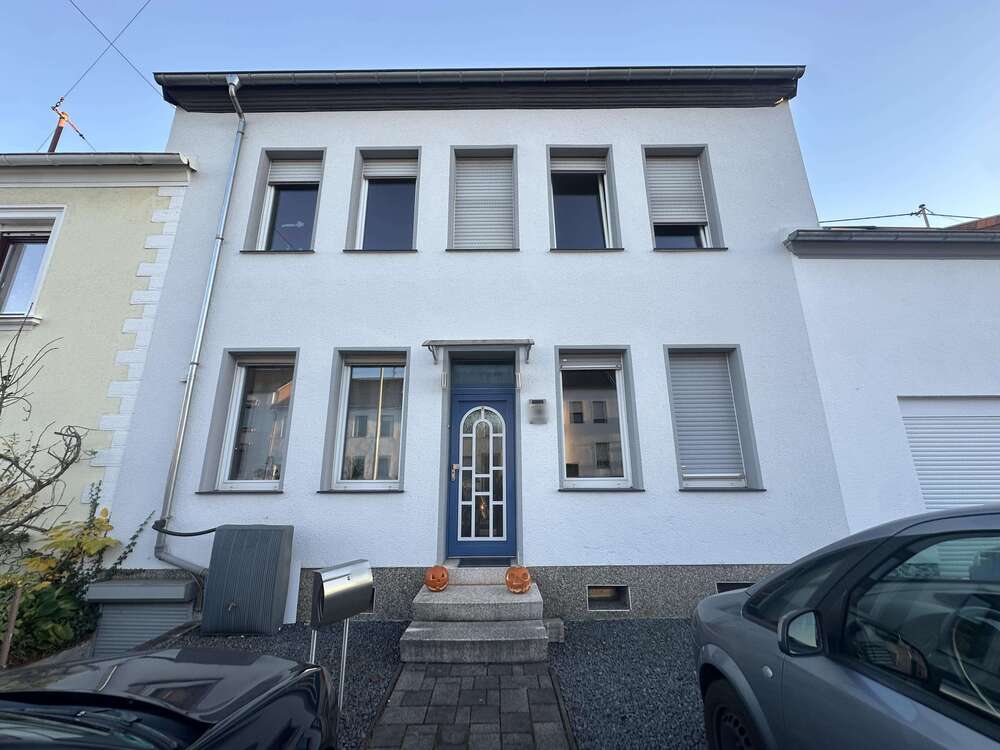 Thumbnail-Haus zum Kaufen in Schwalbach 195.000,00 € 125 m²