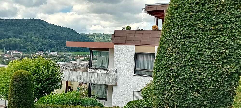 Thumbnail-Haus zum Kaufen in Albstadt 333.000,00 € 185 m²