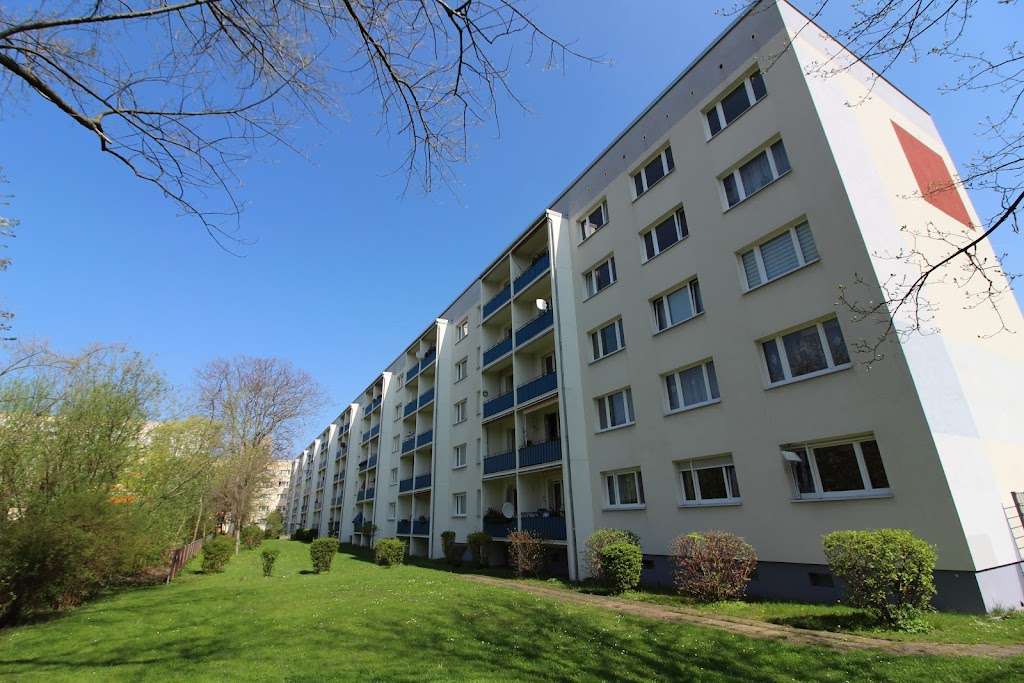 Thumbnail-Wohnung zum Mieten in Halle (Saale) 321,00 € 50.86 m²