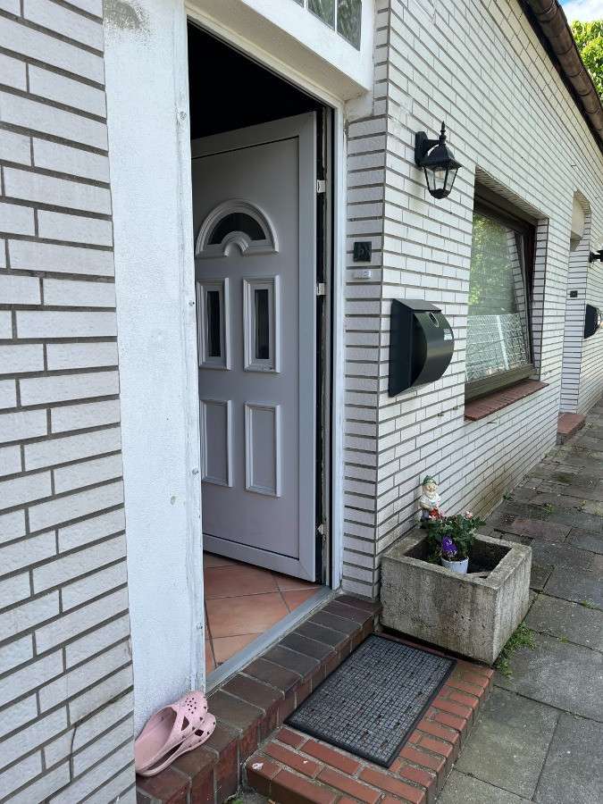 Thumbnail-Haus zum Kaufen in Bremerhaven 189.000,00 € 162 m²