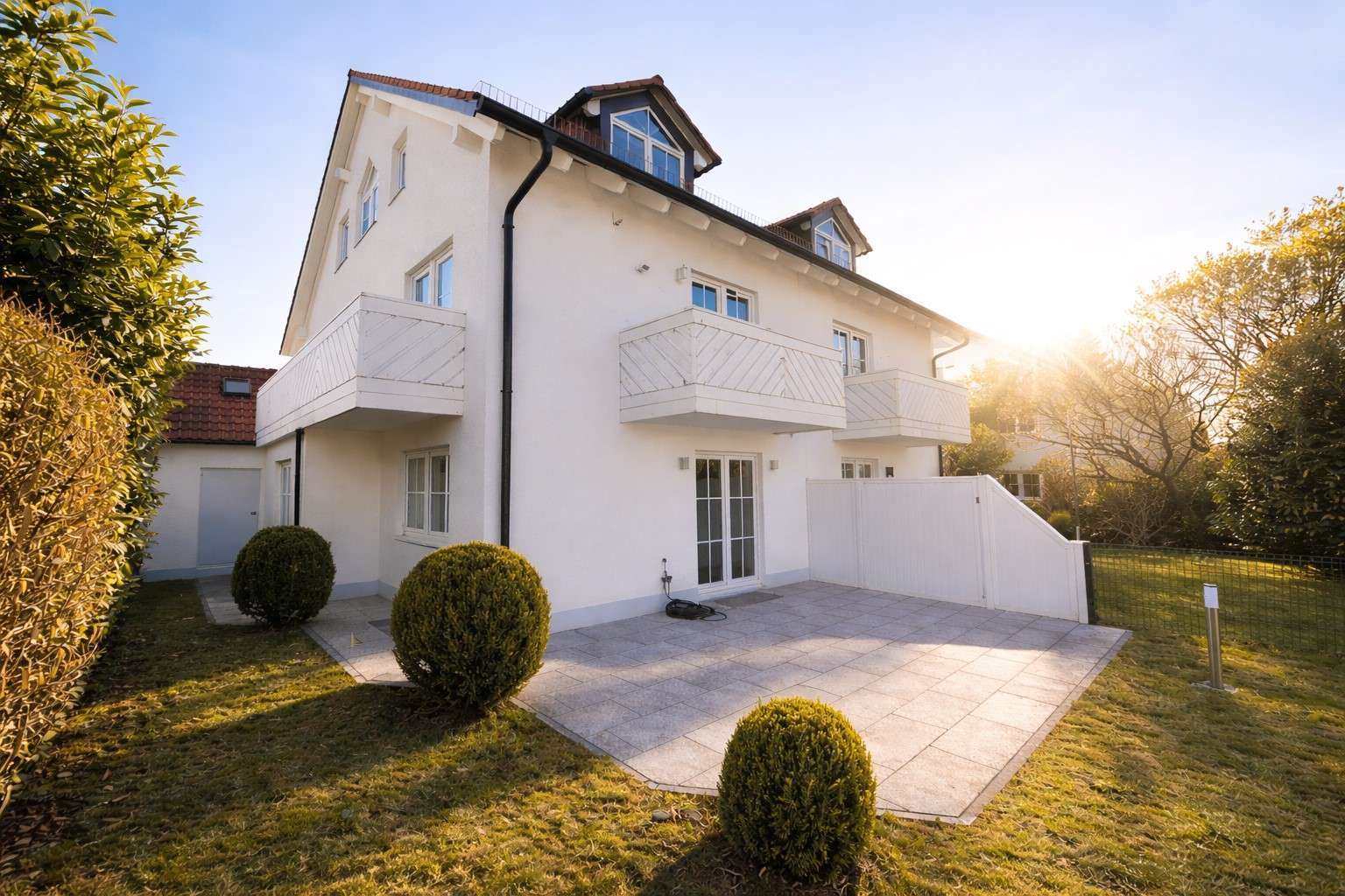 Thumbnail-Haus zum Mieten in München 3.430,00 € 191.2 m²